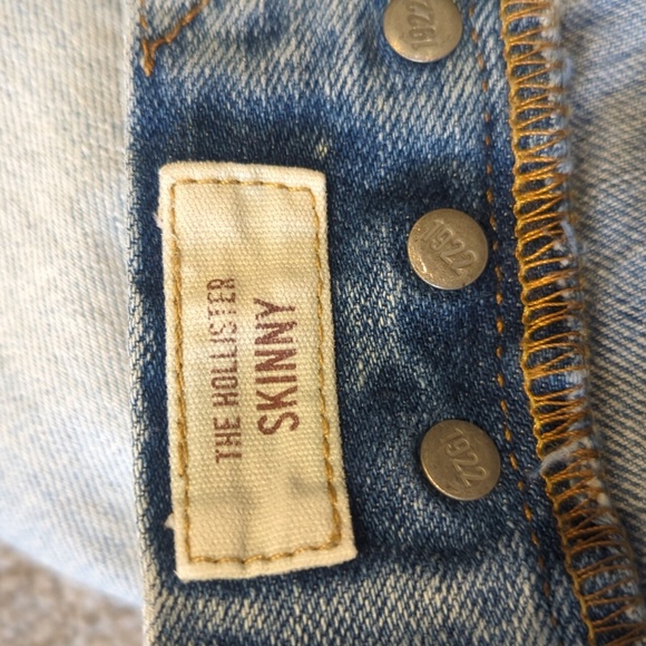 The Hollister Skinny 30x3 - Picture 5 of 6